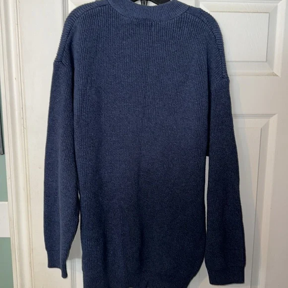 3/$30 Vintage Cabin Essentials Cotton Sweater - Picture 3 of 7